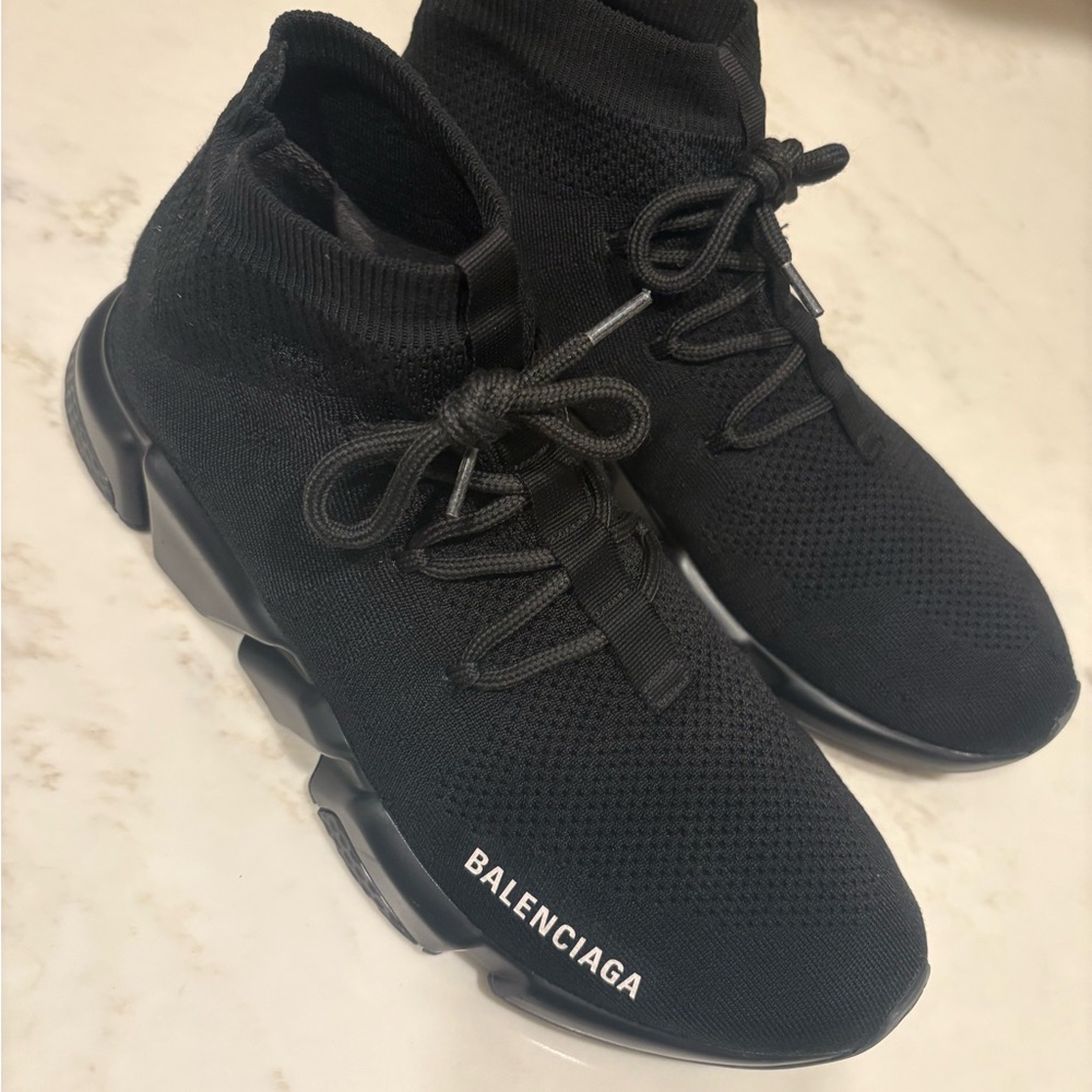 Balenciaga Black Sneakers Sleek Knit Design